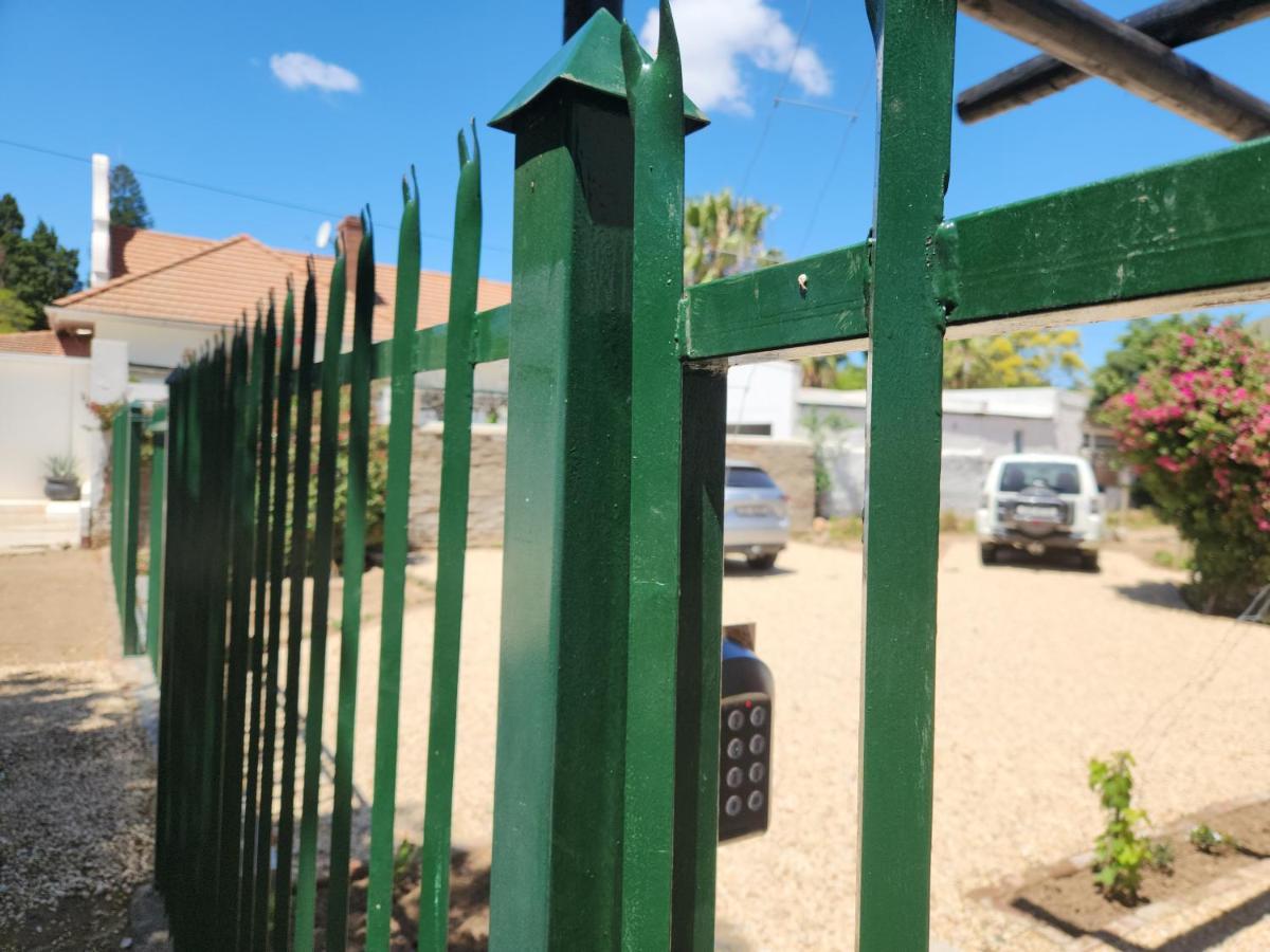 Die Dorpshuis Graaff-Reinet المظهر الخارجي الصورة