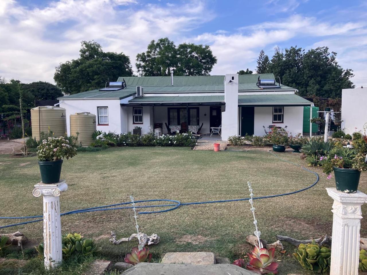 Die Dorpshuis Graaff-Reinet المظهر الخارجي الصورة