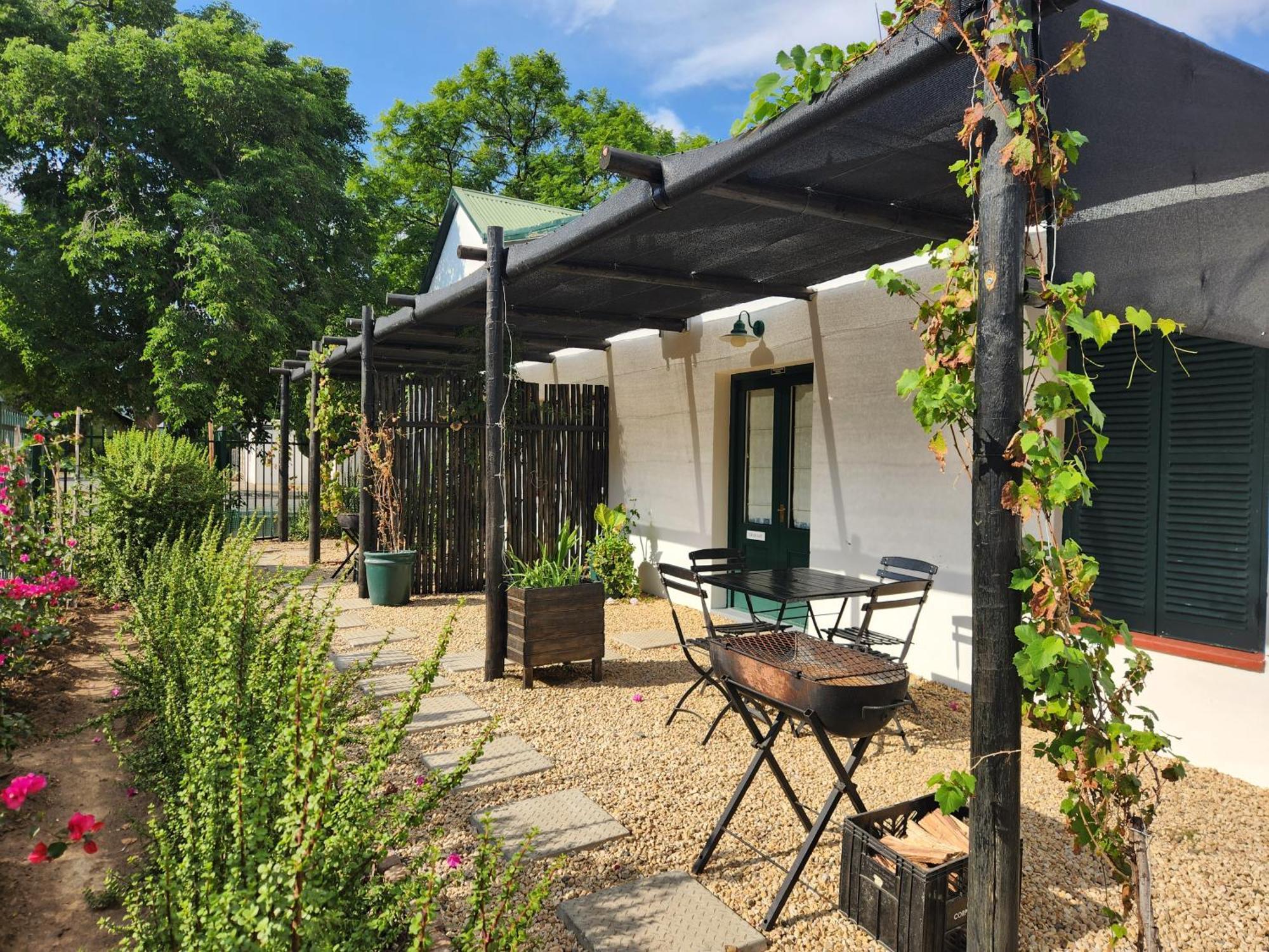 Die Dorpshuis Graaff-Reinet المظهر الخارجي الصورة